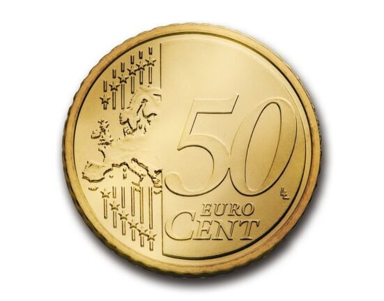 How to Build Wealth Through Smart Investing Strategies