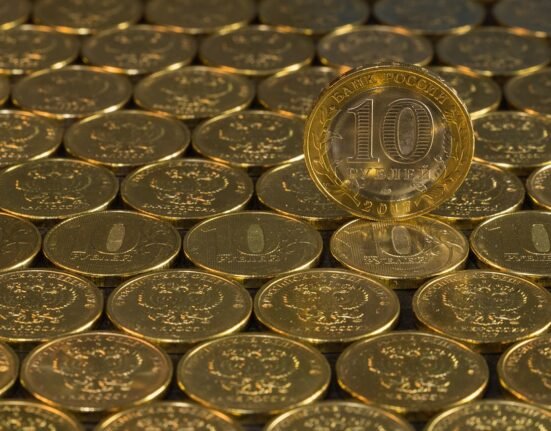 Maximizing Returns: Strategies for Building a Diverse Investment Portfolio