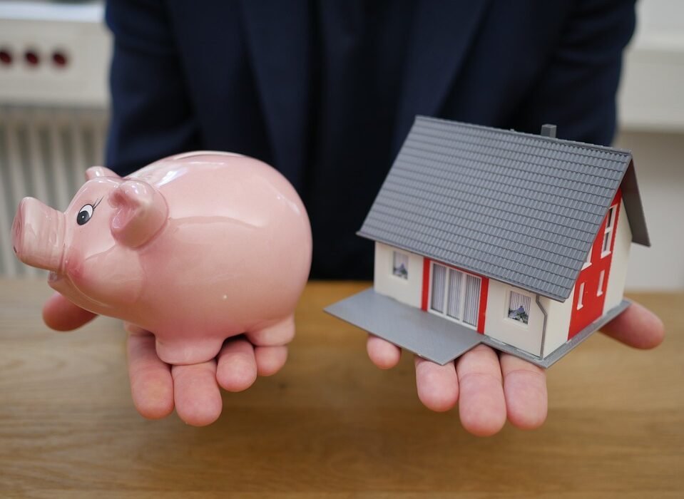 Top 10 Budgeting Tips to Help You Save Money